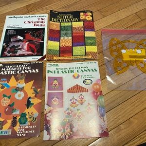 Butterfly yarn organizer with 4 plastic canvas books. Fast shipping.